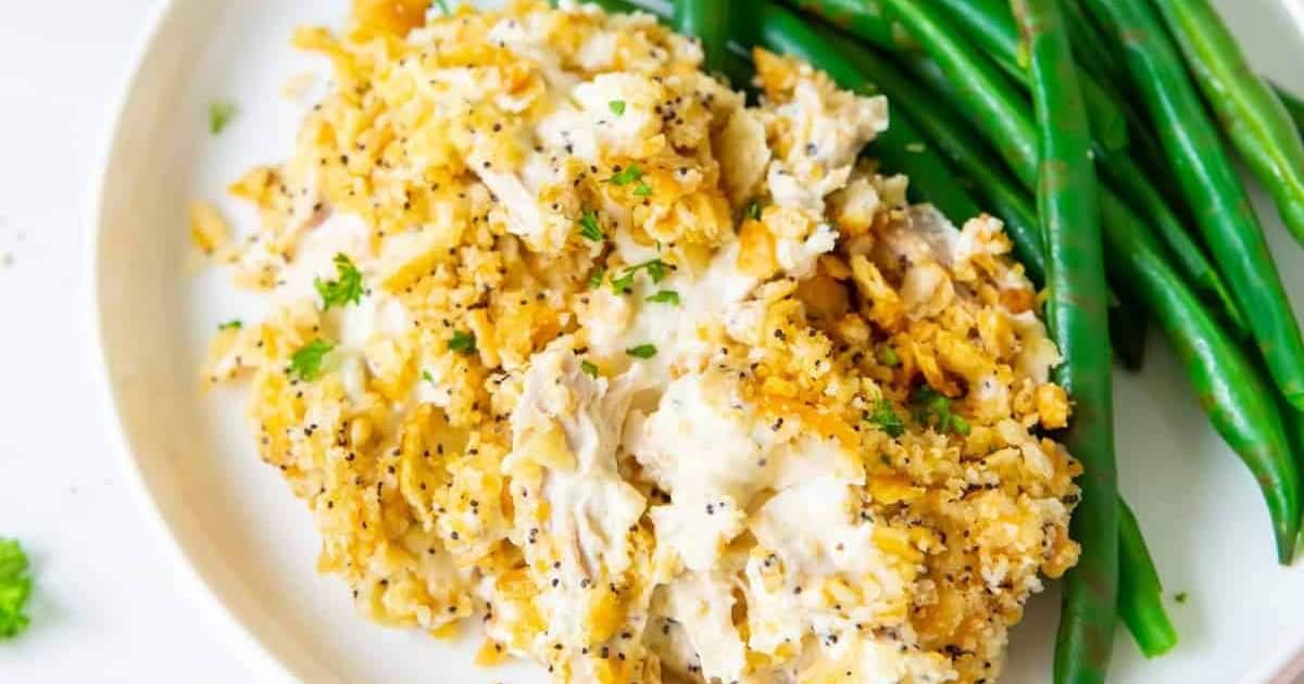Easy Poppy Seed Chicken Casserole: Creamy, Crunchy & Classic